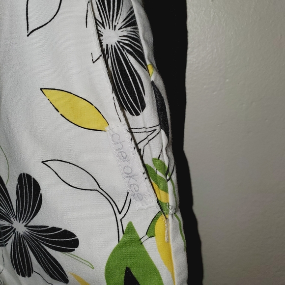 Cherokee Tie Back V-Neck Short Sleeve Floral Scrub Top With Pockets 0158 - Picture 5 of 7